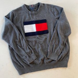 Men’s XL gray Tommy Hilfiger bouclé logo crewneck